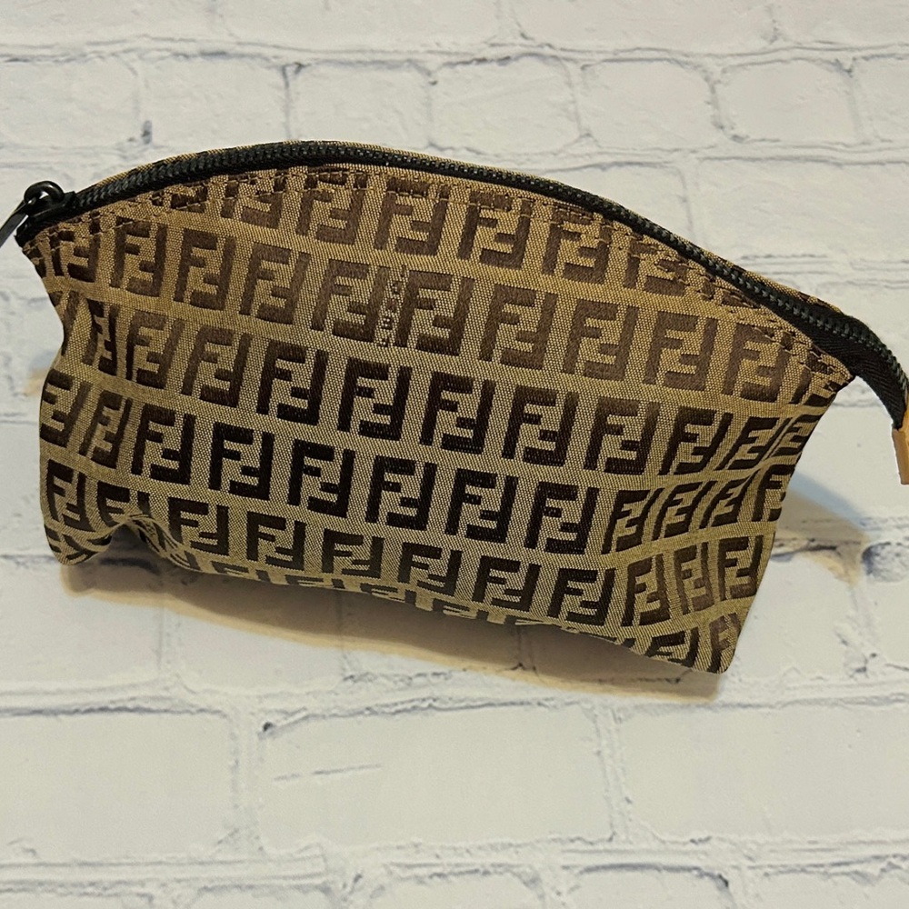 Fendi Zucca Brown Canvas Monogram Zipper Pouch & Fendi Box (EUC) - Picture 12 of 12